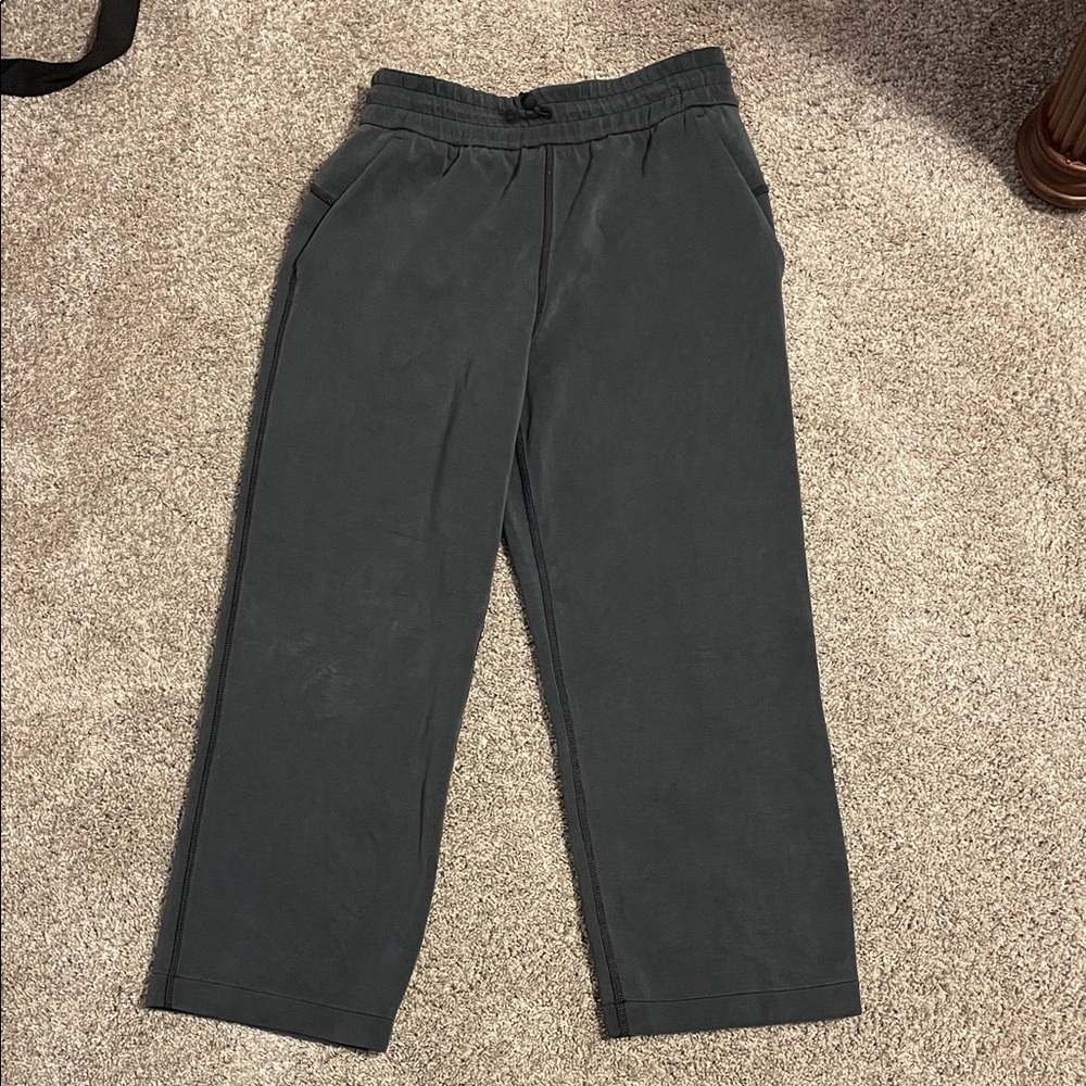 Lululemon Softstreme High-Rise Pant -Short